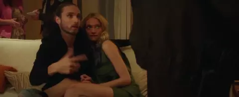 Autumn Kendrick, Claudia Lee, Miranda Rae Mayo - The Girl In The Photographs (2015) Full HD BR (Sex, Nude)
