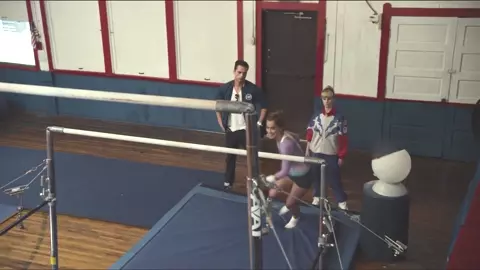 Michelle Derstine, Melissa Rauch - The Bronze (2015) (Sex, Gymnast, Nude, Pussy)