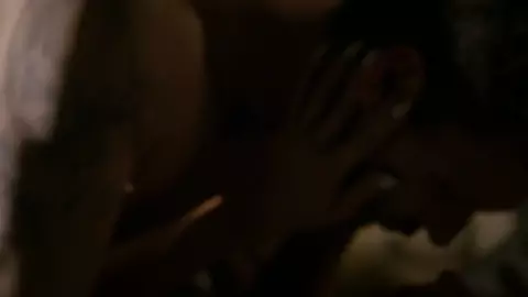 Joanna Going, Kiele Sanchez - Kingdom s01e06 (2015)