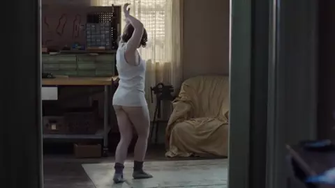 Daisy Eagan Nude - Girls s06e05 (2017)
