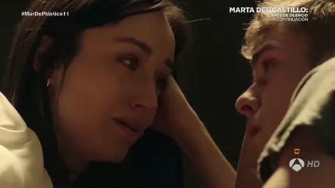 Andrea Trepat Nude - Mar De Plastico s02e11 (2016)