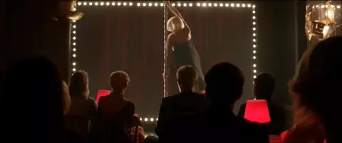 Anne Le Nen Nude - Passage du Desir s01e01 (2011)