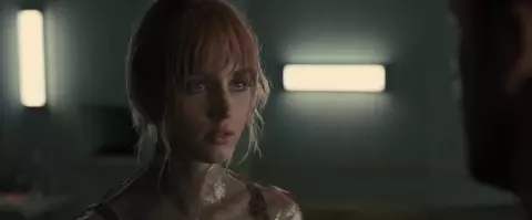 Mackenzie Davis Nude - Blade Runner 2049 (2017)