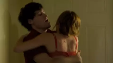 Maura Murphy Nude - Milf (2010)