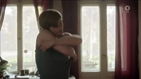 Julia Koschitz, Lena Lauzemis - Unsichtbare Jahre(2015)