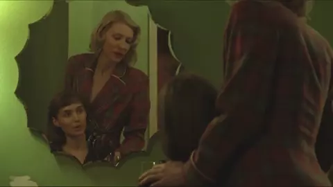 Rooney Mara, Cate Blanchett nude - Carol (2015)