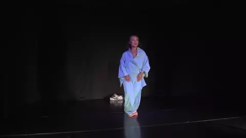Nude Asian Theatre - Performance Sen Yun Kim