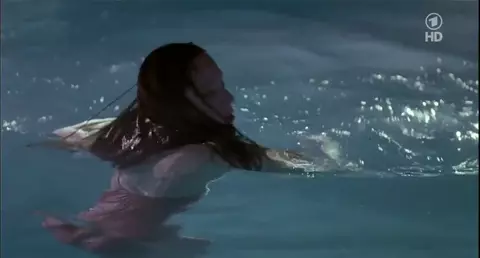 Madeleine Stowe - Unlawful Entry (1992)
