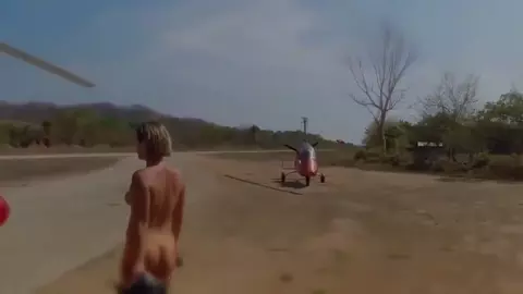 Beautifull Girl - Naked Fly
