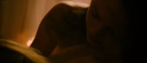 Jennifer Ehle, Reyna de Courcy Nude, Heather Graham (nn) - Wetlands (2017)