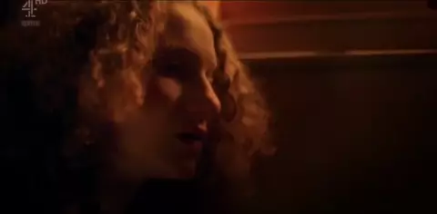 Tallulah Haddon nude - Kiss Me First- (2018) season 01-episode 04