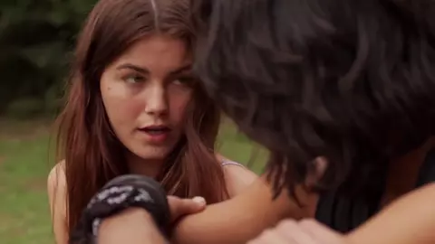 Charlotte Best, Shari Sebbens, Stephanie King nude - Teenage Kicks (2016)