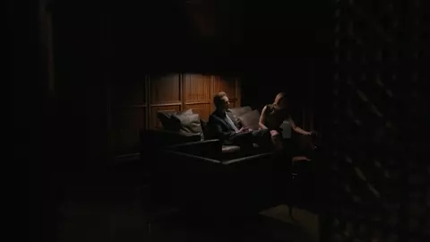 Louisa Krause Nude - The Girlfriend Experience s02e11 (2017)