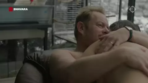Margo Verhoeven, Saskia Temmink Nude - Van God Los s04e02 (2017)
