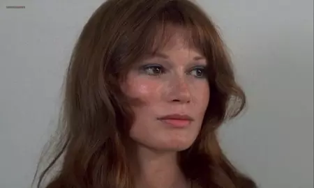 Olga Georges-Picot Nude - Glissements progressifs du plaisir (1973)