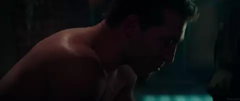 Emilia Clarke nude - Terminator Genisys (2015)