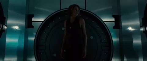 Shailene Woodley Nude - Allegiant (2016)