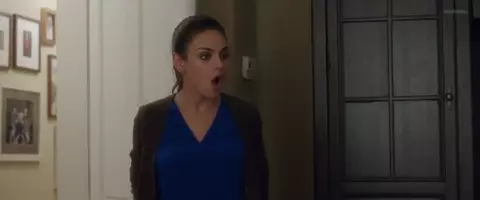 Leah McKendrick Nude - Bad Moms (US 2016)