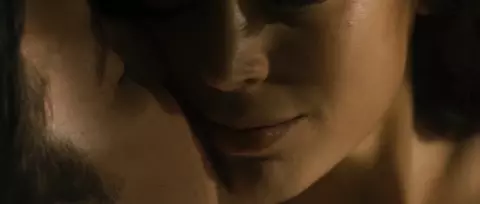Alyssa Milano nude, Lauren Lee Smith - Pathology (2008)
