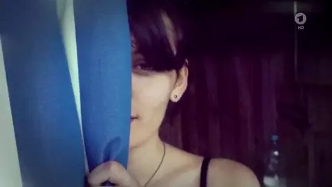 Ella Rumpf Sexy - Tatort - Kleine Prinzen (2016)