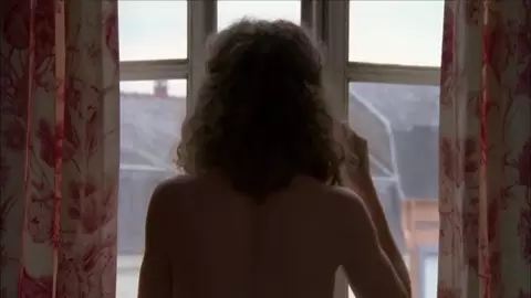 Peggy Martineau Nude - Les vivants et les morts s01e07 (2009)