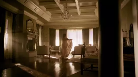 Nathalie Kelley Sexy - Dynasty s01e05 (2017)
