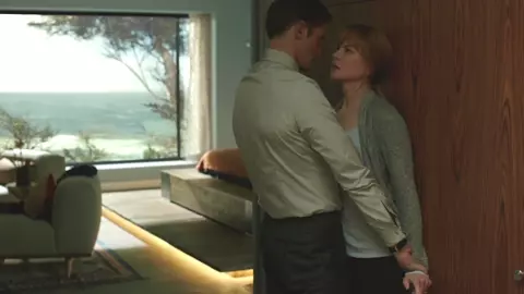 Nicole Kidman nude - Big Little Lies S01 (2017)
