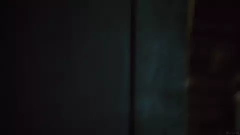 Anne Hathaway nude - Love and Other Drugs (2010)