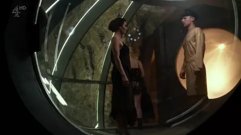 Essie Davis Nude & Sexy - Philip K. Dick's Electric Dreams s01e06 (2017)
