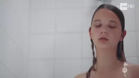 Sophie Breyer Nude - La Treve s01e03 (2016)