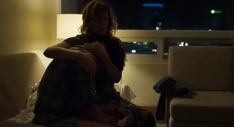 Emma Suarez Sexy - Las hijas de Abril (2017)