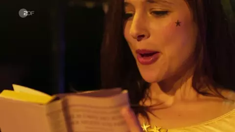 Svenja Jung, Claudia Eisinger, Theresa Underberg Zarah - Wilde Jahre Ein Festival der Liebe (2017)