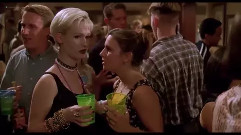 Jennifer Love Hewitt, Lauren Ambrose, Jaime Pressly, Jenna Elfman Sexy - Cant Ha