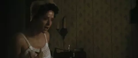 Salma Hayek Sexy, Alice Krige Nude - Lonely Hearts (2006)