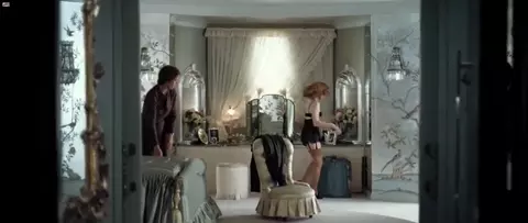 Amy Adams Nude - Miss Pettigrew Lives for a Day (2008)