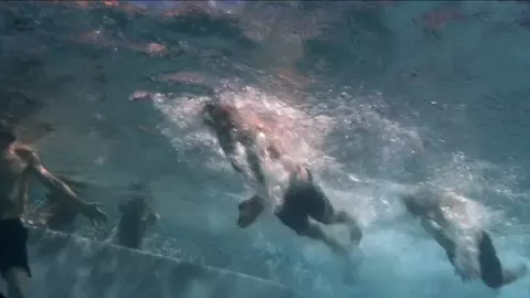 Carolina Guerra, Molly Gordon, Christina Ochoa - Animal Kingdom S1E2-3 (2016) Full HD (Sex, Nude)