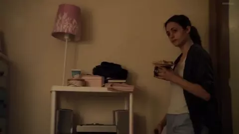 Emmy Rossum Nude - Shameless s01e08 (2011)