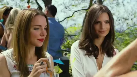 Emily Ratajkowski Sexy - We Are Your Friends (2015)
