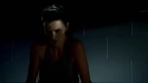 Ana Alexander and Kit Willesee nude in lesbian sex scenes from TV series Femme Fatales