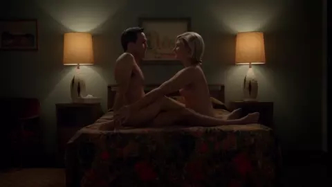 Helene Yorke spends time together with man in TV series Masters of Sex: S03 E07 (2015)