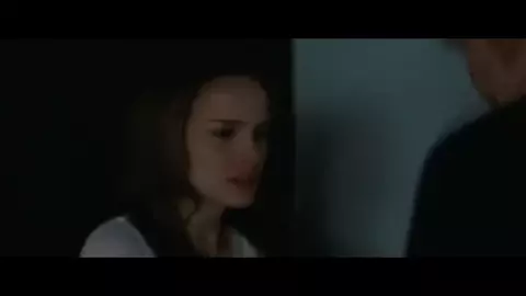 Movie sex scenes of girl who gets scored and even licked off by babe in Black Swan (2010)