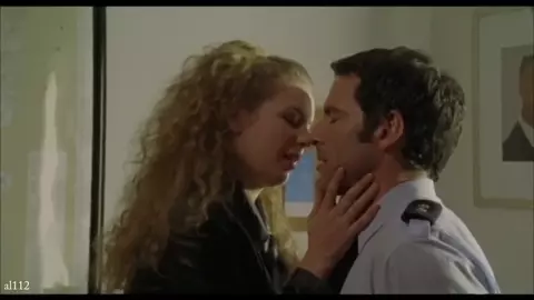 XXX video from Do Outro Lado do Mundo where skinny has an act of procreating with the cop