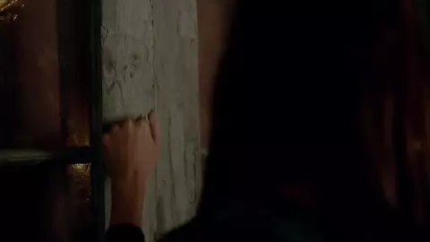 Ensnaring movie stars Jessica Parker Kennedy and Clara Paget nude in Black Sails