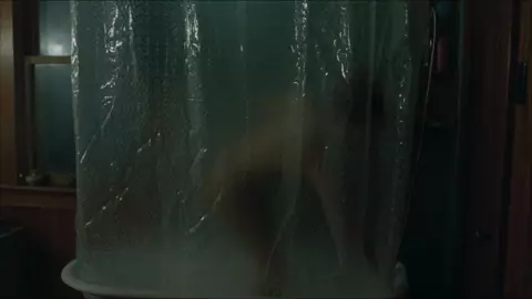Riley Keough has nice boobies and viewers know it now from nude scene from The Lodge