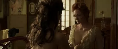 Lesbian sex scenes of Keira Knightley and Eleanor Tomlinson from Colette (2018)