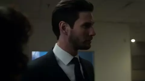 Sex scene of exotic MILF Amber Rose Revah being scored in TV series The Punisher