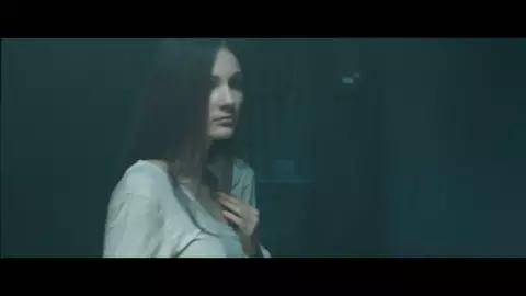 Girl with black hair is attacked by two naked co-stars in Return to House on Haunted Hill