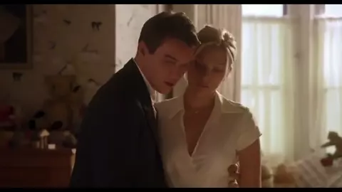 Scarlett Johansson is the tidbit for hungry for pussy men who want sex with her