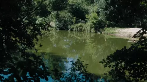 Naked Sandra Pascal scene from Letzter Wille s01e06 (2018)