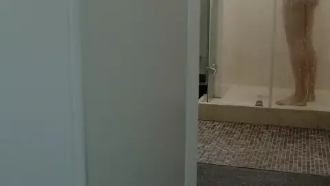 Anke Engelke's nude shower scene from Todliche Geheimnisse - Jagd in Kapstadt (2017)